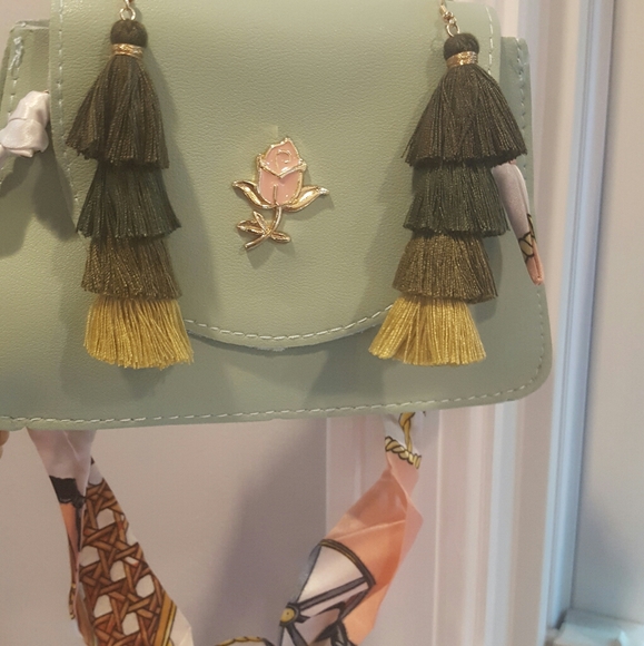 Earrings And Mini Purse set - Picture 3 of 6